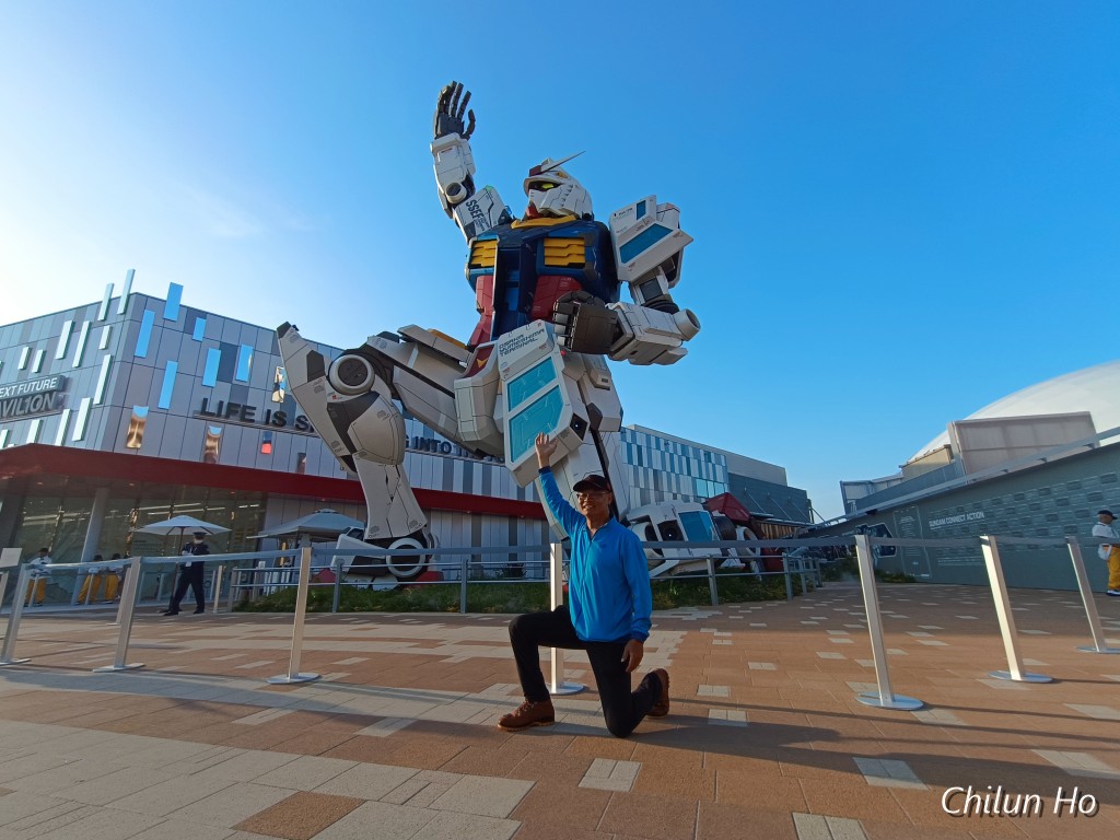 西ゲート広場