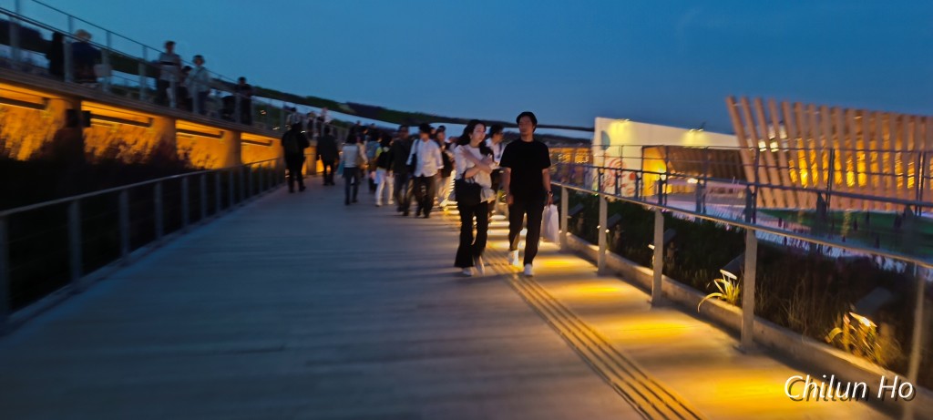 大地の広場