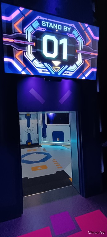 西ゲート広場