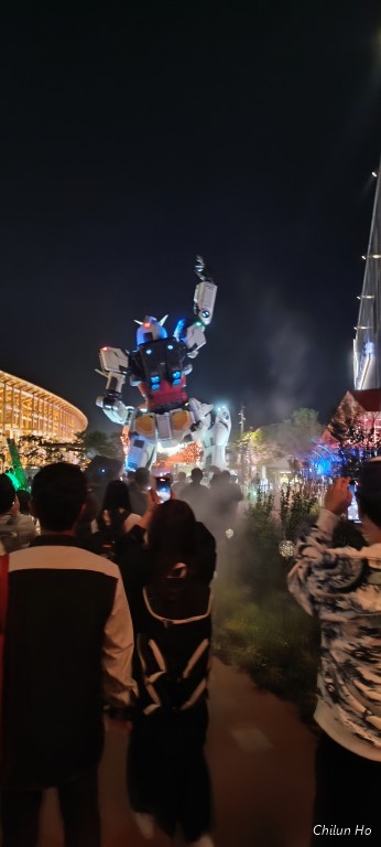 西ゲート広場