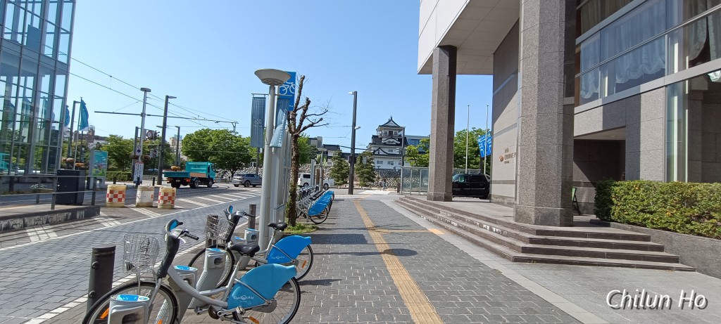 国際会議場前