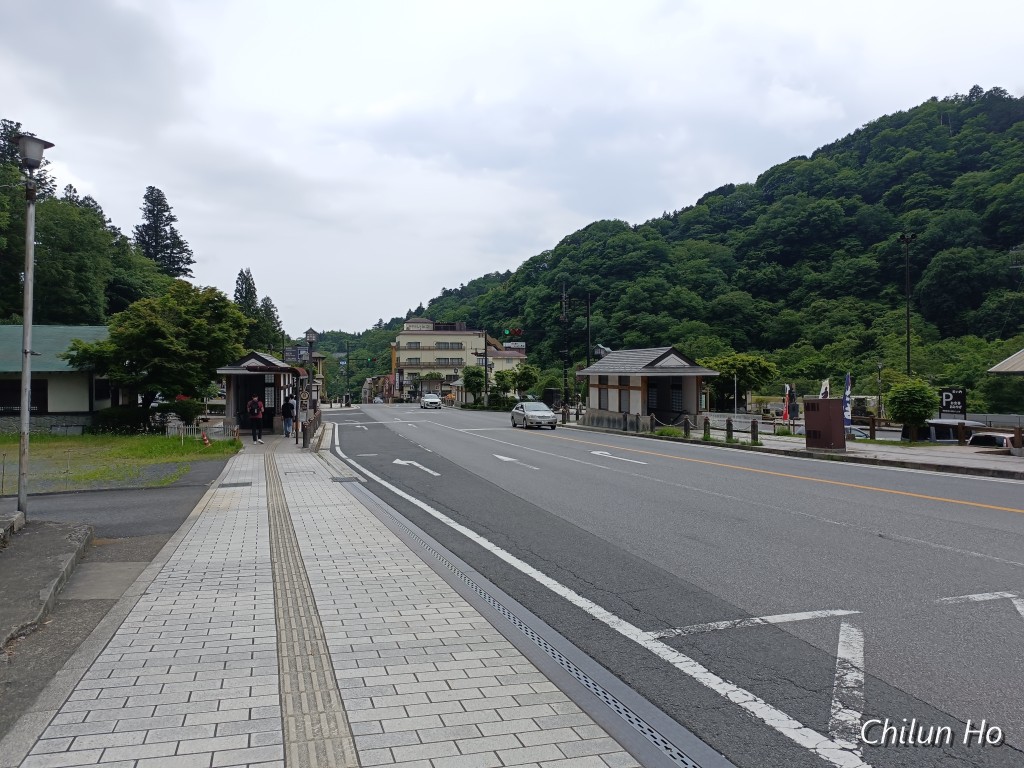 安川町