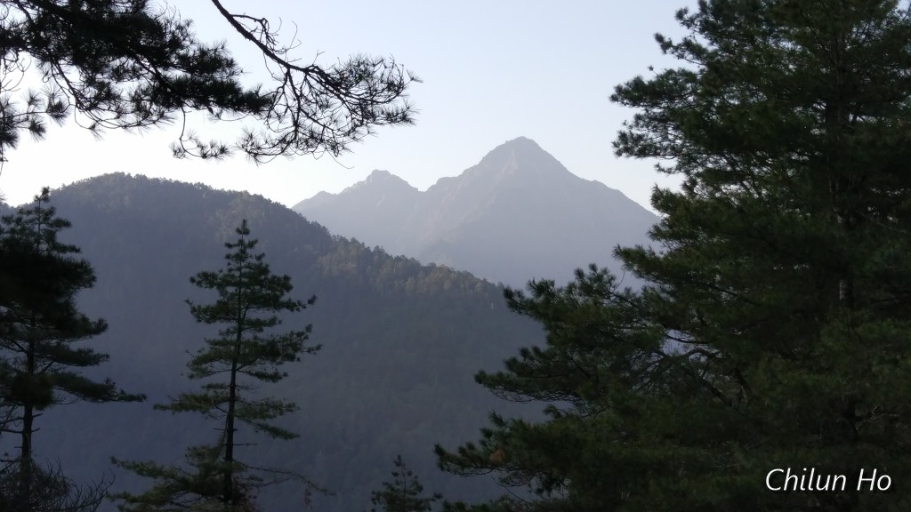 新雲稜山屋