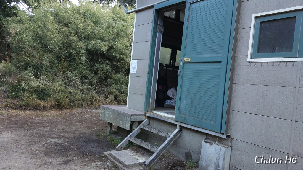 新雲稜山屋