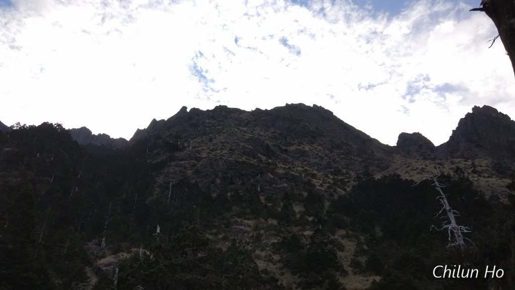 南湖南峰山屋