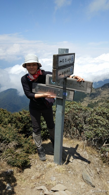 南峰北壁下降路