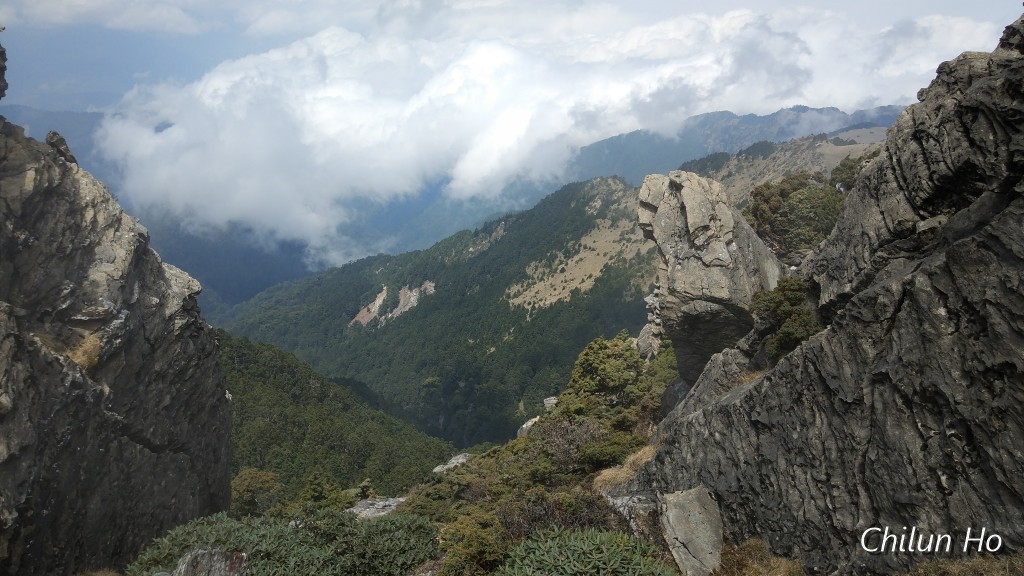 南峰北壁下降路