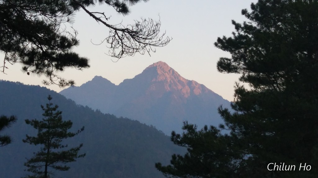 新雲稜山屋