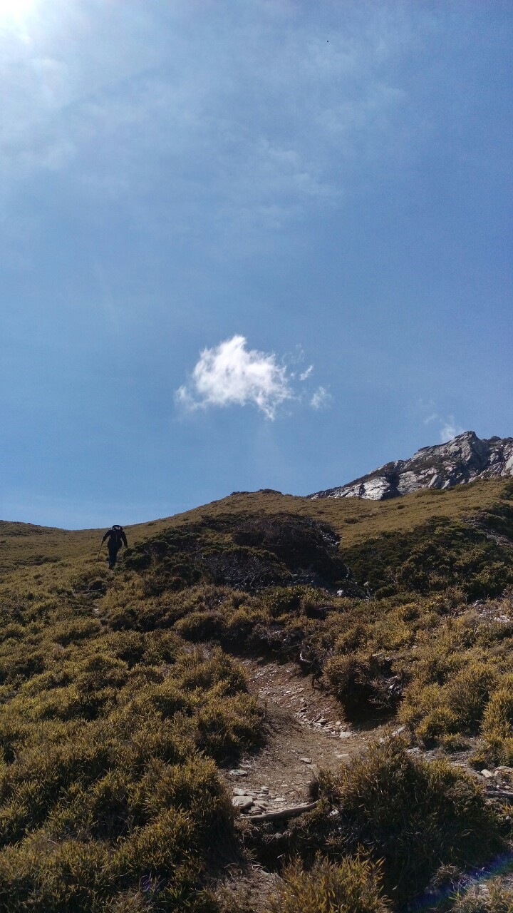 中央尖山2019.04.04-.08_190409_0077