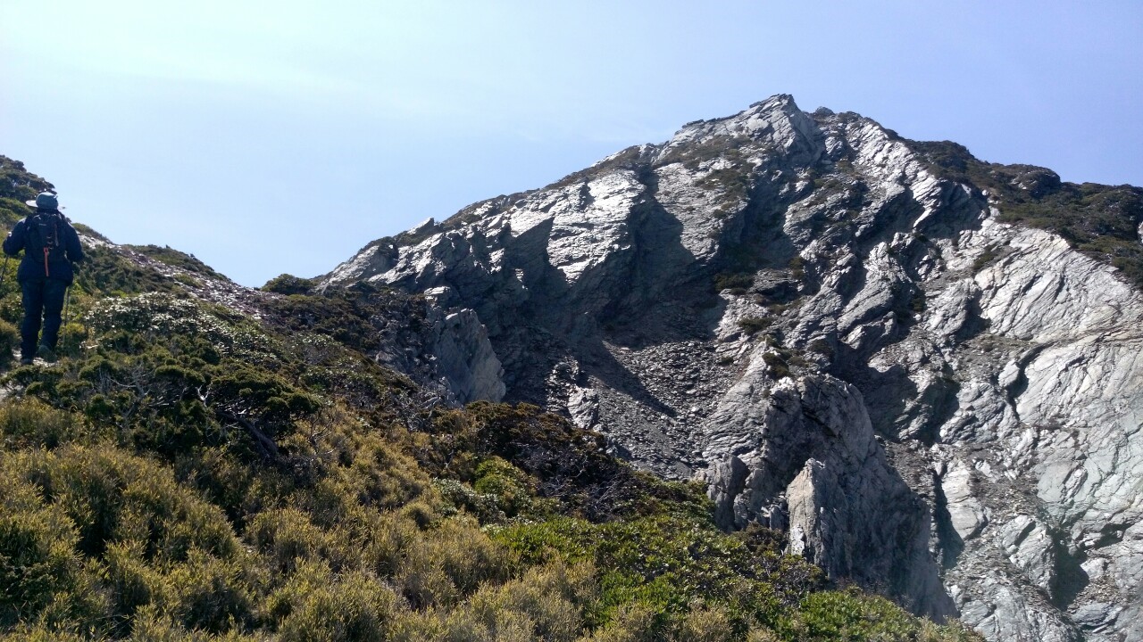 中央尖山2019.04.04-.08_190409_0080
