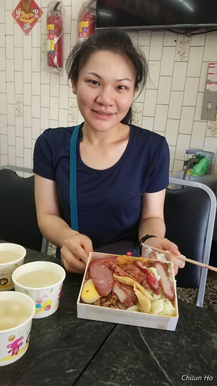 儒億租車店