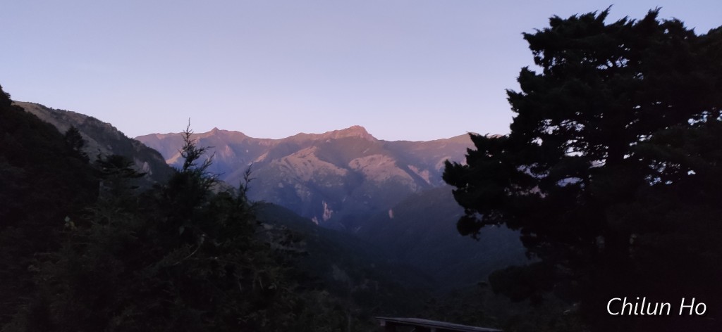 白洋金礦山屋