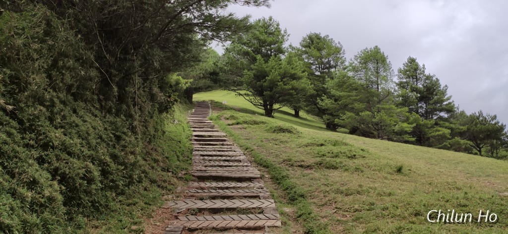 麟趾山登山步道