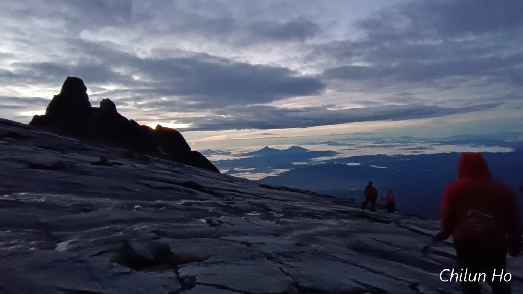Kinabalu Summit Trail