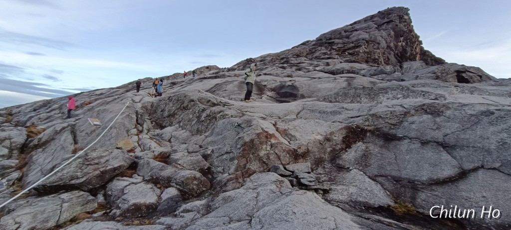 Kinabalu Summit Trail