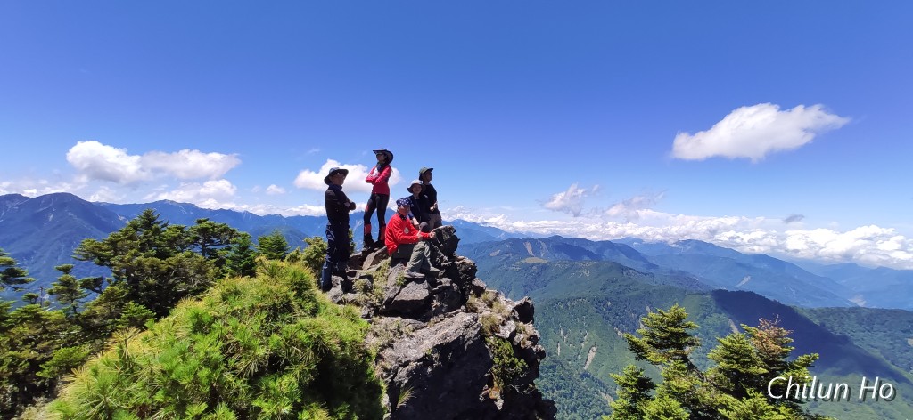 南玉山西北稜線