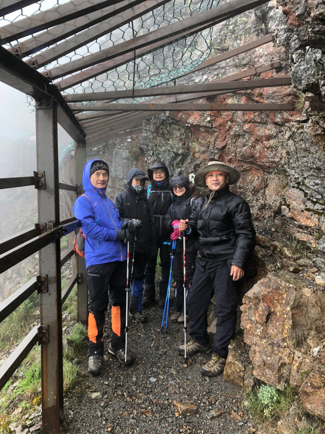 2020073031在厲陰濃霧淒風無苦雨的玉山（鄭公攝_200731_34