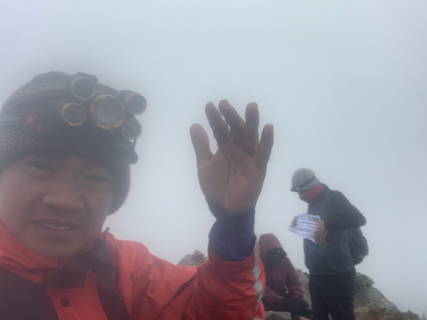 2020玉山主峰淒風苦雨登頂成功照片 2020/07/31